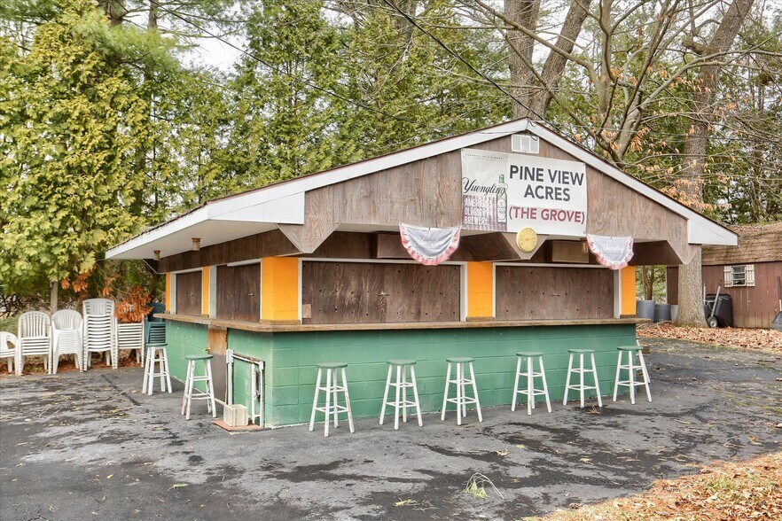 More Photos Of 145 Chamberlaine Ave, Pottsville Flex For Sale