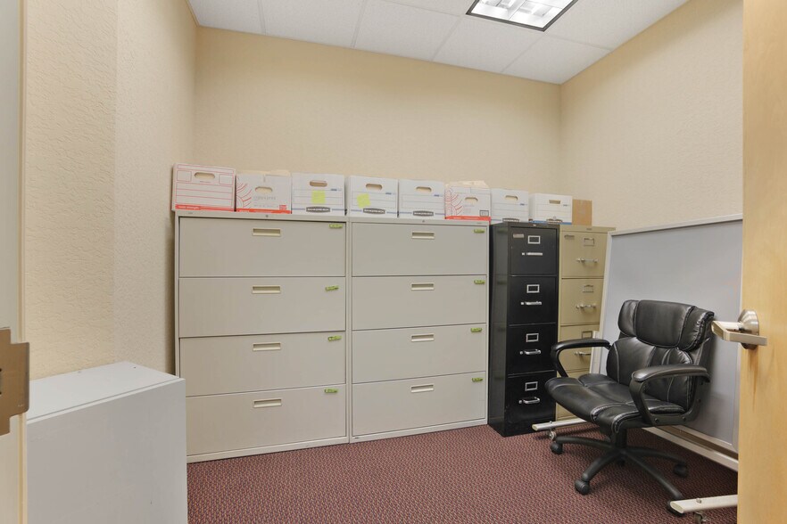 More Photos Of 844 N Stone St, Deland Medical For Sale