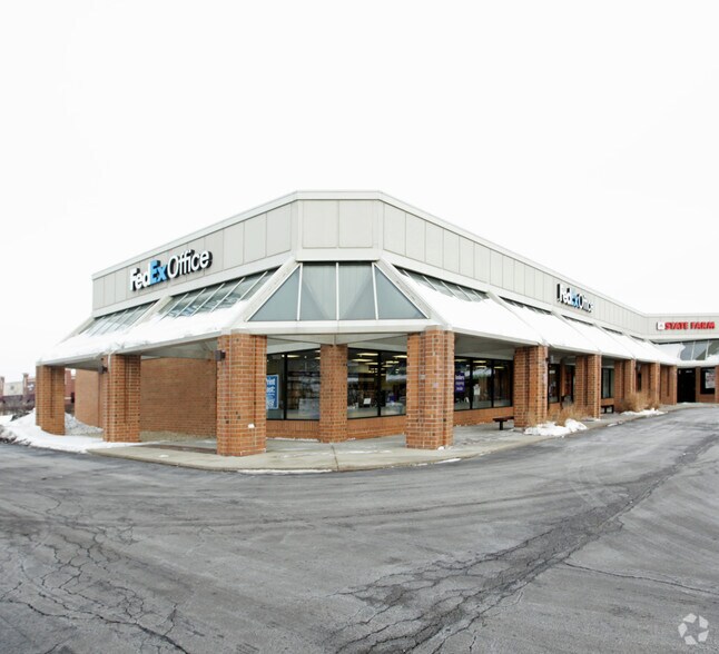 More Photos Of 357-369 W Army Trail Rd, Bloomingdale Unknown For Lease