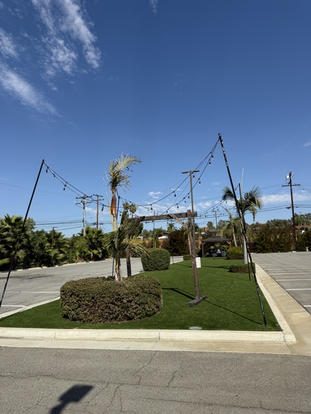 More Photos Of 651 W Whittier Blvd, La Habra Restaurant For Lease
