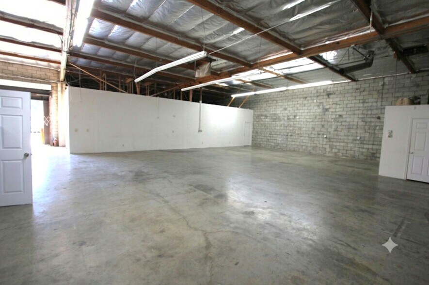 More Photos Of 1700 S Central Ave, Los Angeles Industrial For Lease