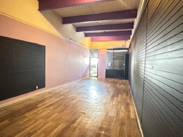 More Photos Of 16 Barrett Ave, Staten Island Storefront Retail Office For Lease