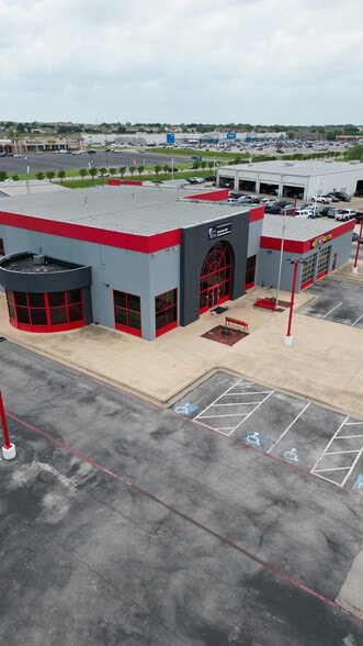 More Photos Of 1902 E Central Texas Expy, Killeen Auto Dealership For Sale