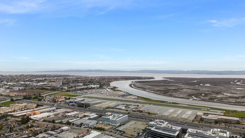More Photos Of 1010 Commercial St, San Carlos Research And Development For Lease
