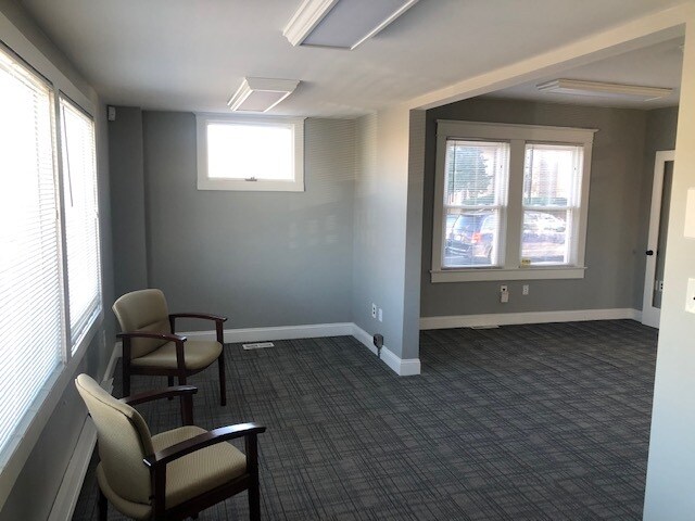 More Photos Of 21 Route 37 E, Toms River Office For Lease