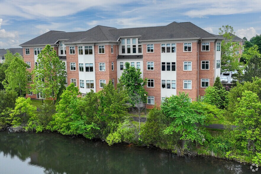 More Photos Of 46179 Westlake Dr, Sterling Office For Sale