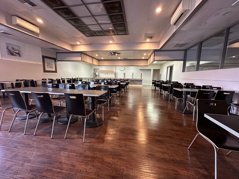 More Photos Of 120 S 1st Ave, Barstow Freestanding For Sale