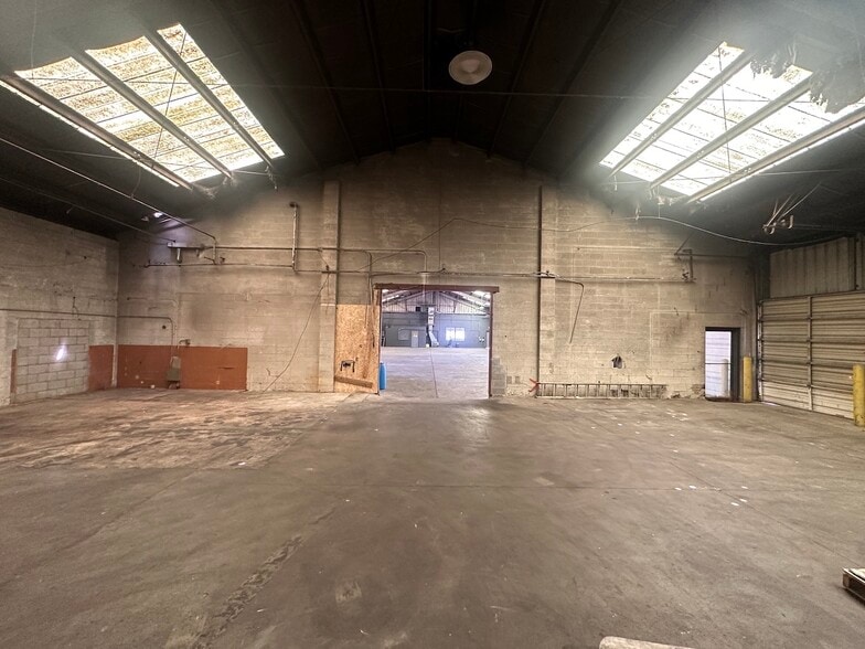 More Photos Of 2655 Buchanan Ave SW, Grand Rapids Truck Terminal For Lease