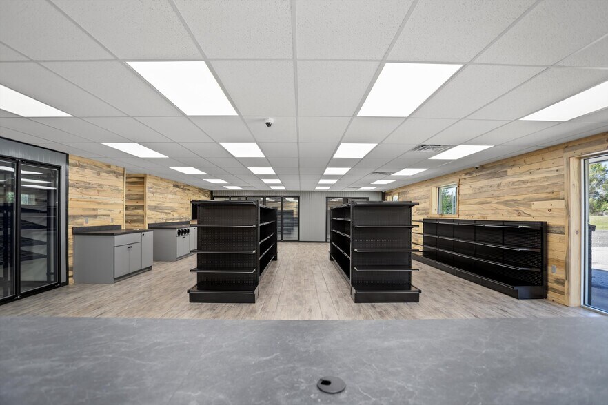 More Photos Of 6893 TX-19, Crockett Freestanding For Sale