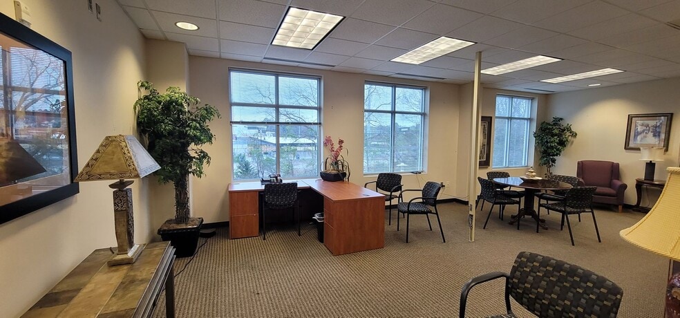 More Photos Of 225 Ray Ave, Fayetteville Loft Creative Space For Lease