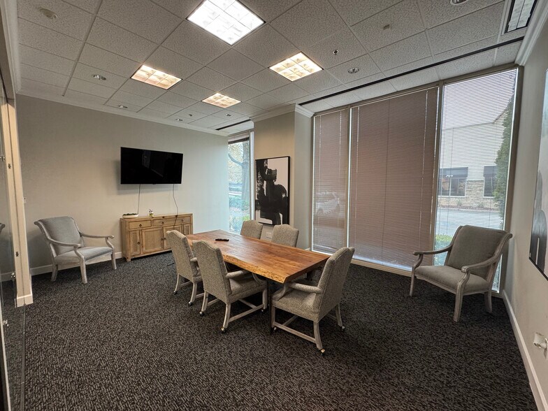 More Photos Of 3930 E Jones Bridge Rd, Peachtree Corners Office For Lease