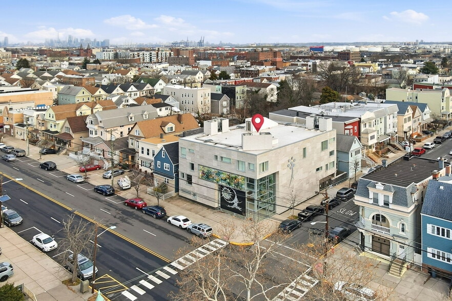 More Photos Of 354 Avenue C, Bayonne Freestanding For Sale