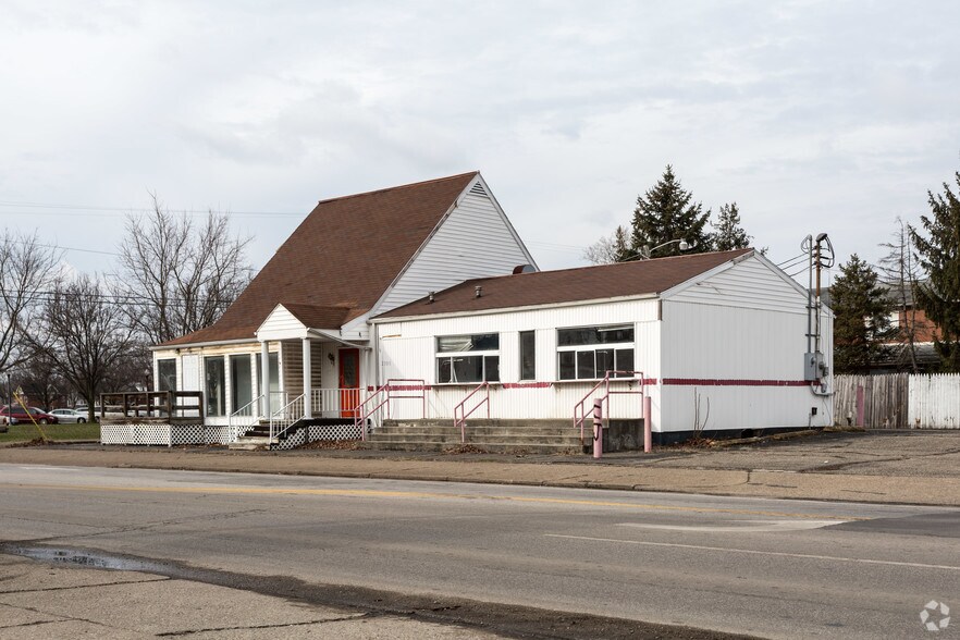 More Photos Of 2301 Dudley Ave, Parkersburg Storefront Retail Office For Sale