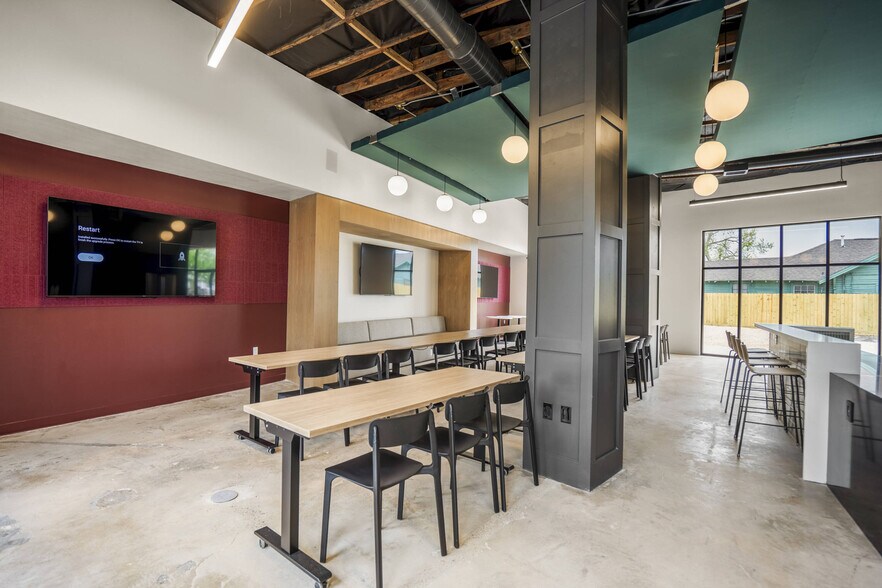 More Photos Of 1109-1115 Dumble st, Houston Office For Lease