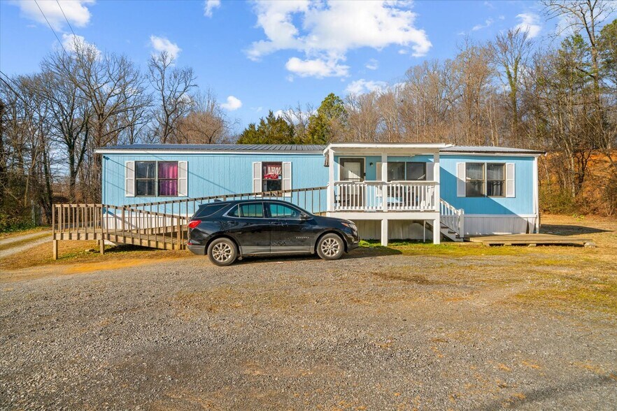 More Photos Of 3950 S Dixie Rd, Dalton Apartments For Sale