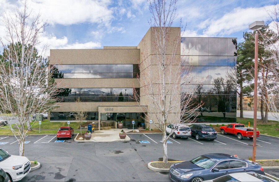 More Photos Of 1555 Shoreline Dr, Boise Office For Lease