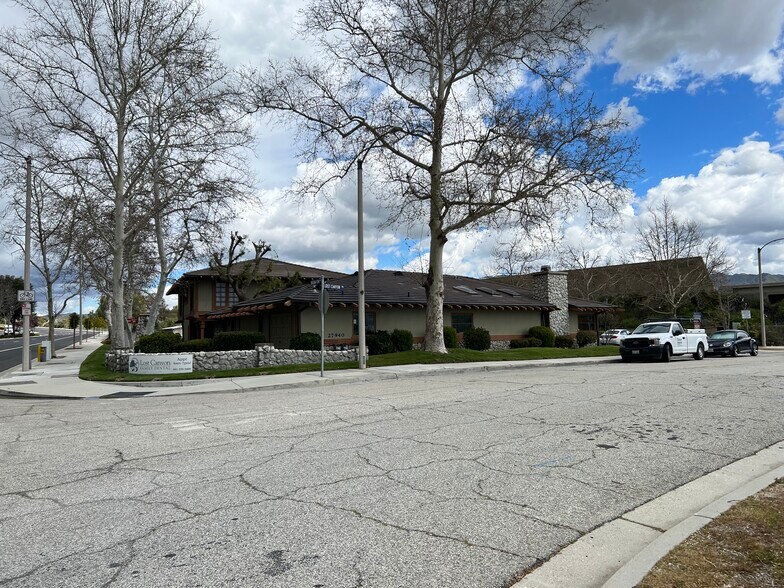 More Photos Of 27940 Vista Canyon Blvd, Canyon Country Medical For Lease