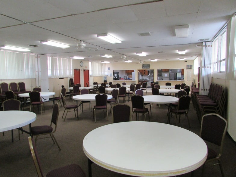 More Photos Of 451 W Madison Ave, Placentia Religious Facility For Lease