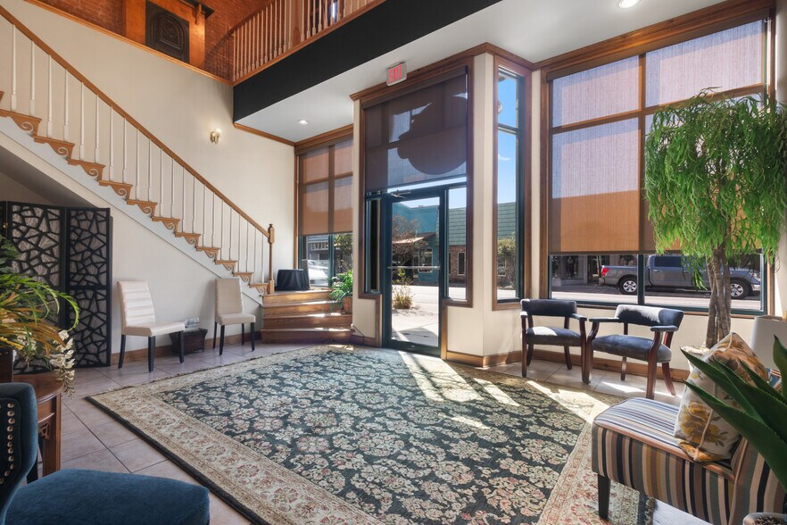 More Photos Of 103 E Main St, New Iberia Loft Creative Space For Sale