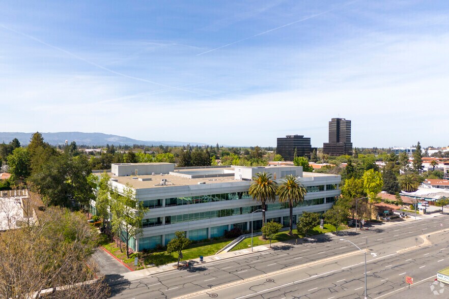 Primary Photo Of 2105 S Bascom Ave, Campbell Medical For Lease