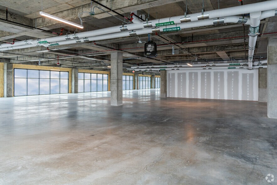 More Photos Of 541 Church At North Hills St, Raleigh Office For Lease