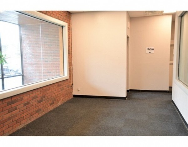 More Photos Of 31 Union Ave, Sudbury Light Distribution For Lease