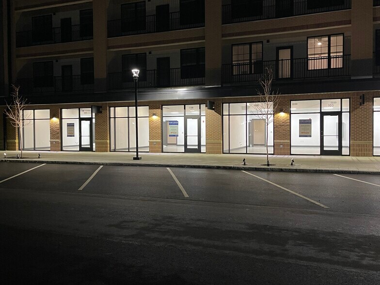 More Photos Of 10510 Kings Way Rd, Fishers Apartments For Lease