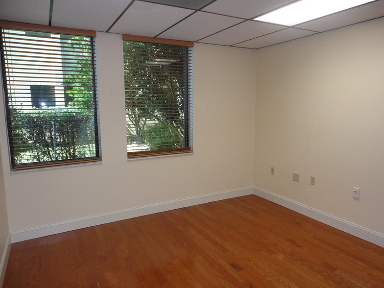 More Photos Of 36739 County Road 52, Dade City Medical For Lease