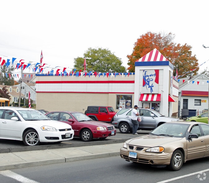 More Photos Of 325 Boston Ave, Bridgeport Fast Food For Sale