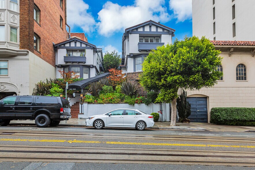 More Photos Of 2115-2129 Hyde St, San Francisco Apartments For Sale