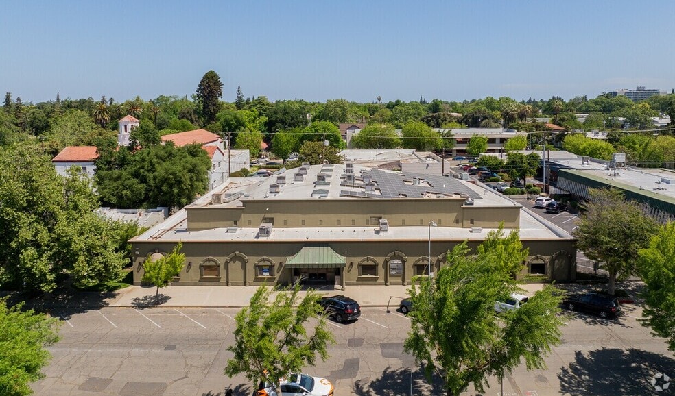 More Photos Of 1120 13th St, Modesto Loft Creative Space For Lease