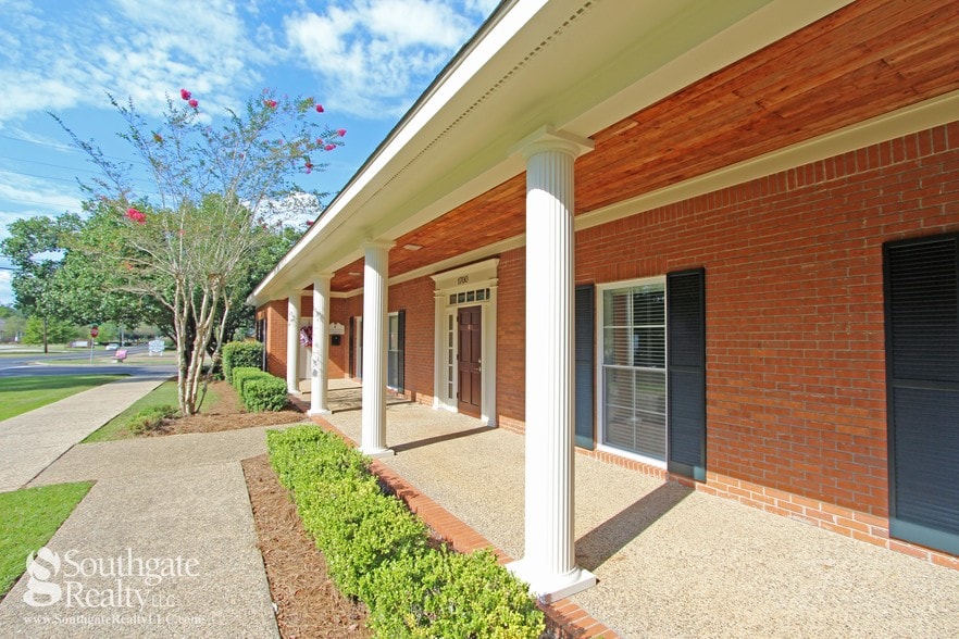 More Photos Of 1700 S 28th Ave, Hattiesburg Freestanding For Lease