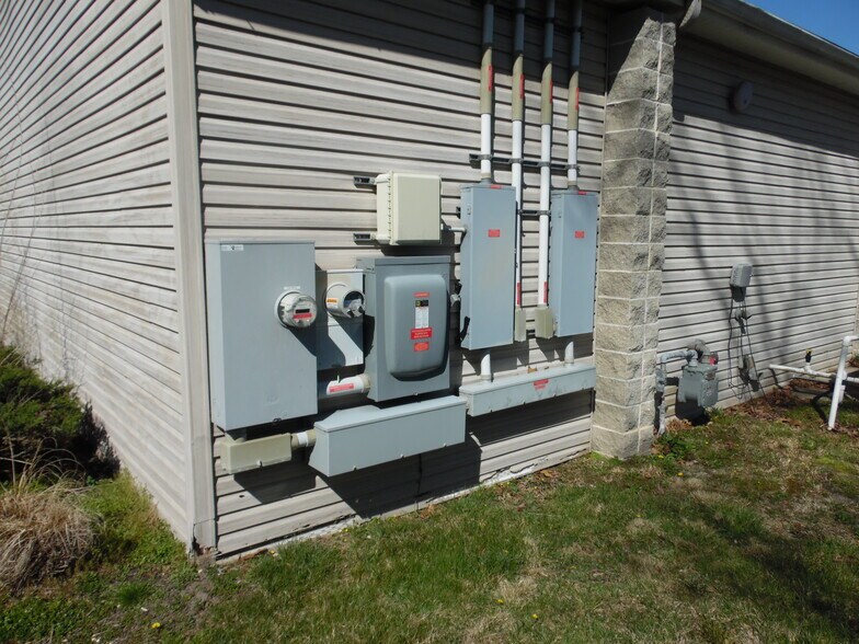 More Photos Of 110 S New York Rd, Galloway Freestanding For Sale