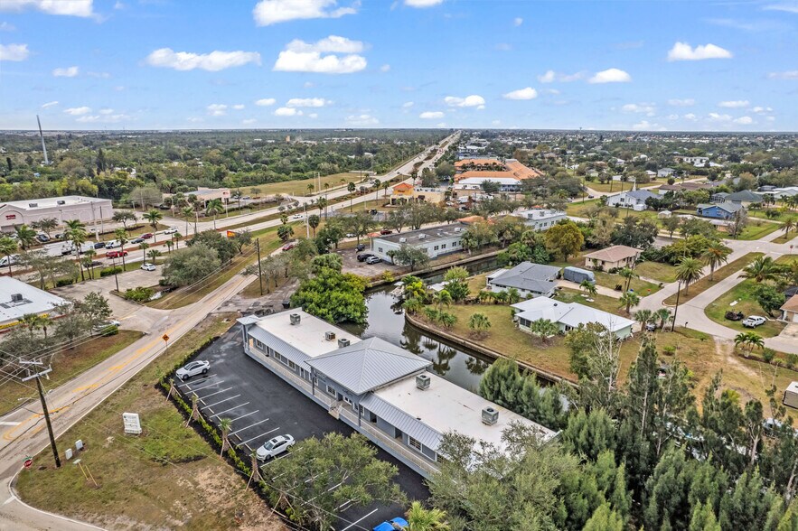 More Photos Of 2421 Shreve St, Punta Gorda Office For Lease
