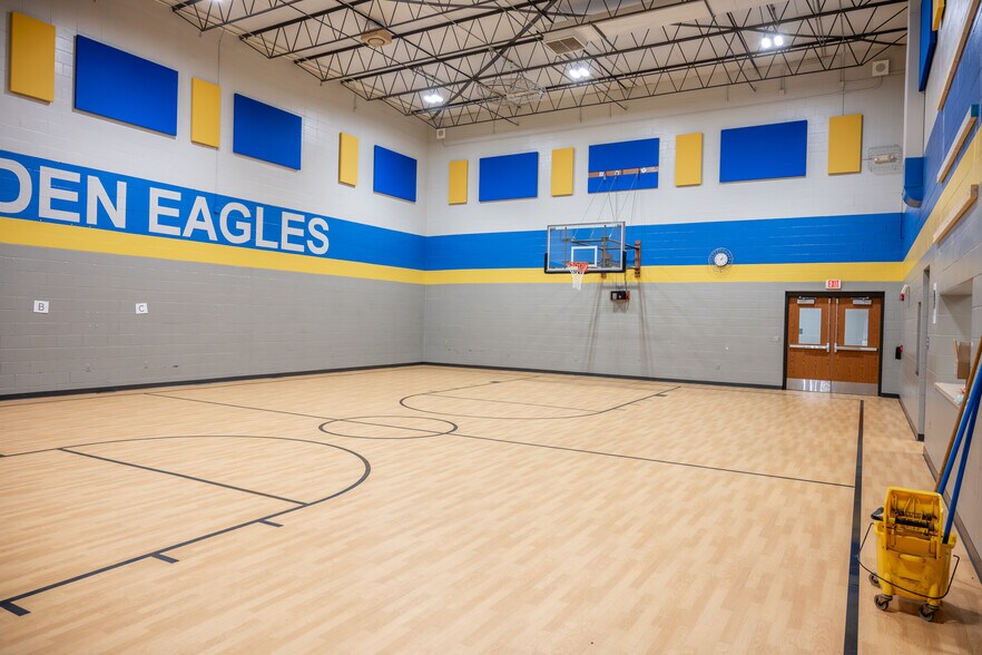 More Photos Of 201 Hoehn dr, Lyndon Station Specialty For Sale