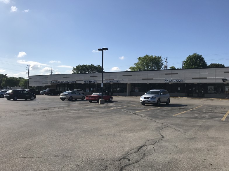 Primary Photo Of 811-830 W Moreland Blvd, Waukesha Freestanding For Lease