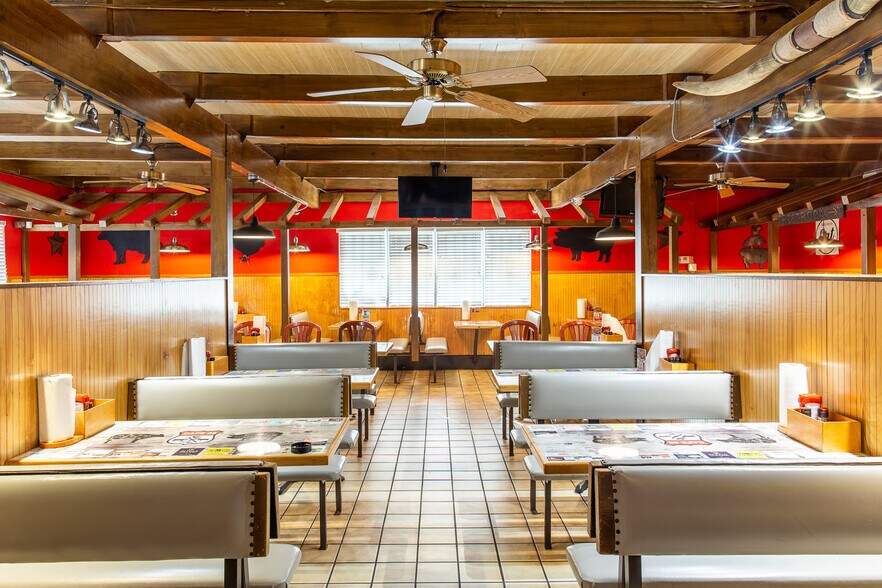 More Photos Of 685 US Highway 1, Vero Beach Restaurant For Sale