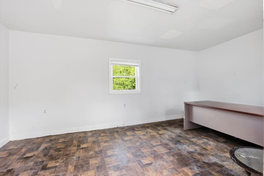 More Photos Of 542 South Prince St, Lancaster Auto Repair For Sale
