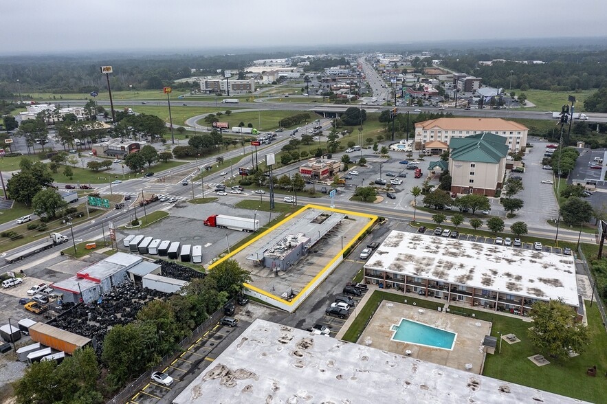More Photos Of 317 Virginia Ave S, Tifton Fast Food For Sale