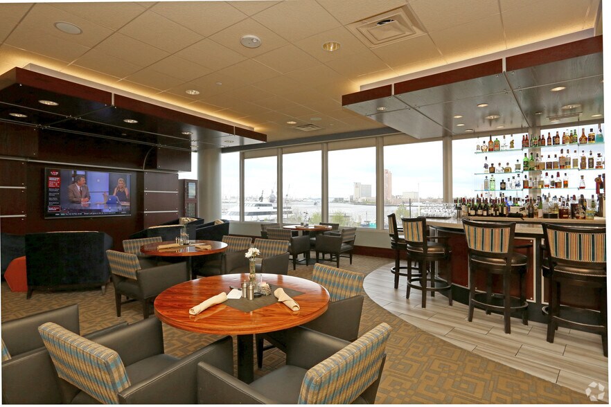 More Photos Of 101 W Main St, Norfolk Office For Lease