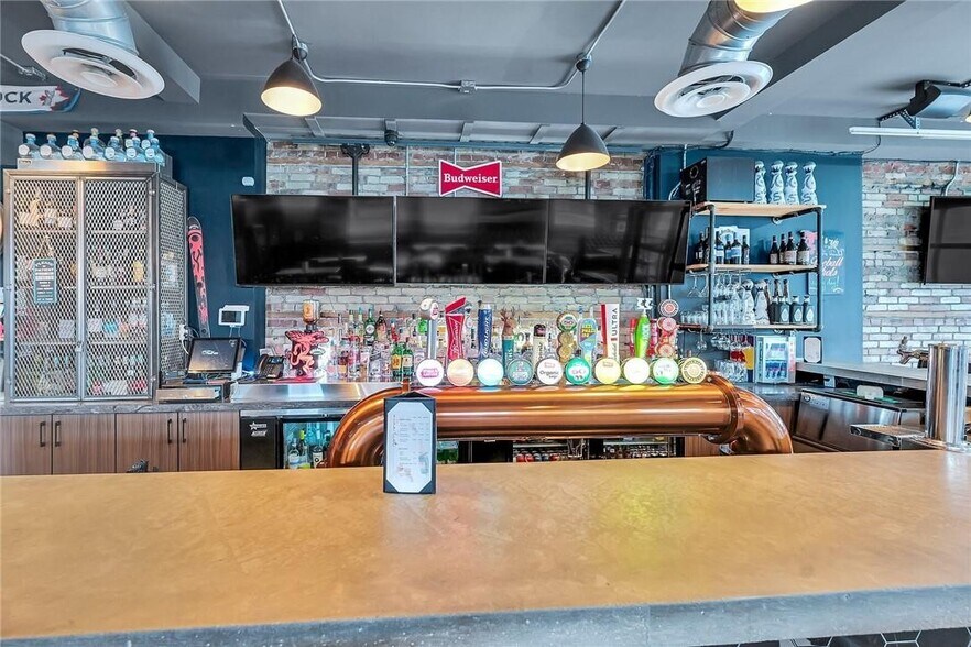 More Photos Of 737 Barton St E, Hamilton Storefront Retail Residential For Sale