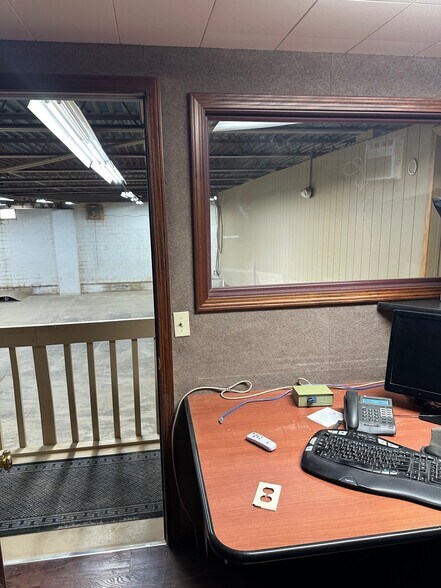 More Photos Of 321 Ramsdell Ave, Buffalo Warehouse For Lease