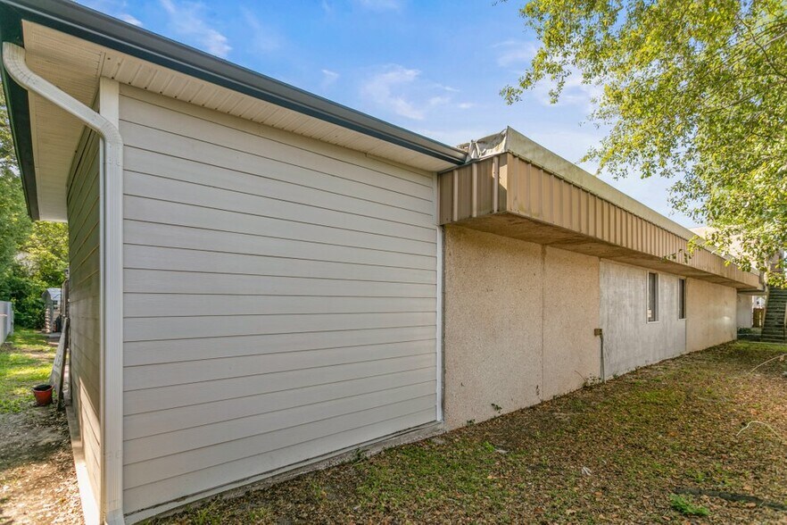 More Photos Of 6701 Beach Blvd, Jacksonville Freestanding For Lease