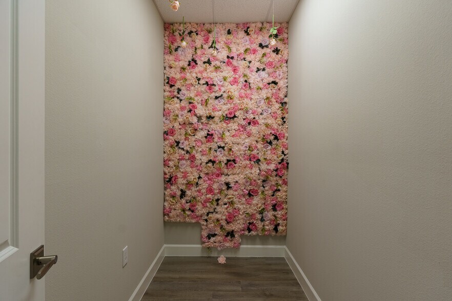 More Photos Of 25145 Star Lane, Katy Medical For Sale