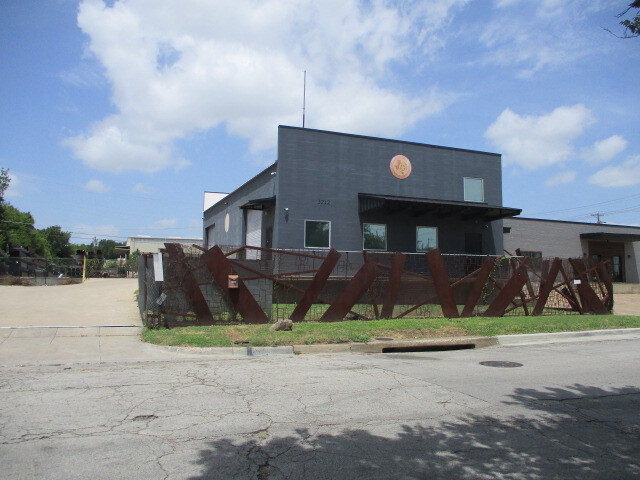 Primary Photo Of 3212 S Main St, Fort Worth Warehouse For Sale