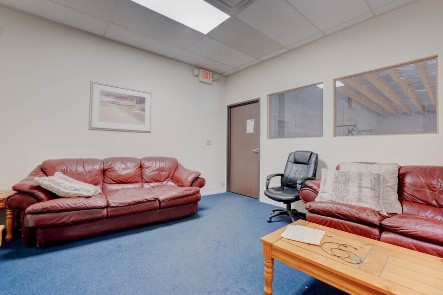 More Photos Of 5961 McLeod Dr, Las Vegas Warehouse For Sale