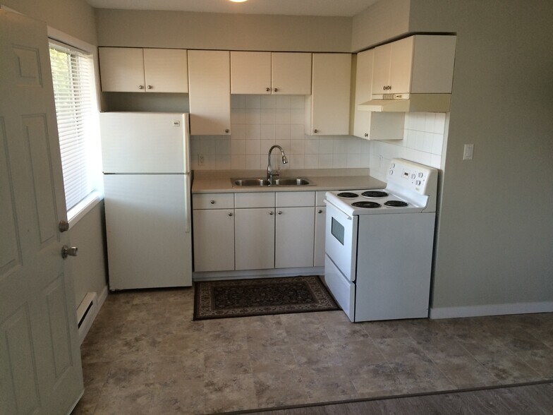 More Photos Of 3023 Wellington St, Port Coquitlam Land For Sale