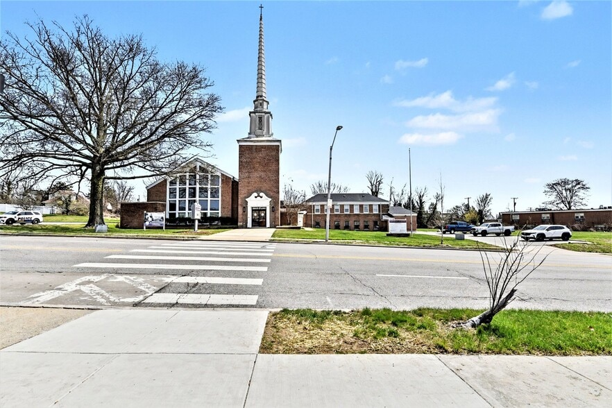 More Photos Of 5615 The Alameda, Baltimore Religious Facility For Sale