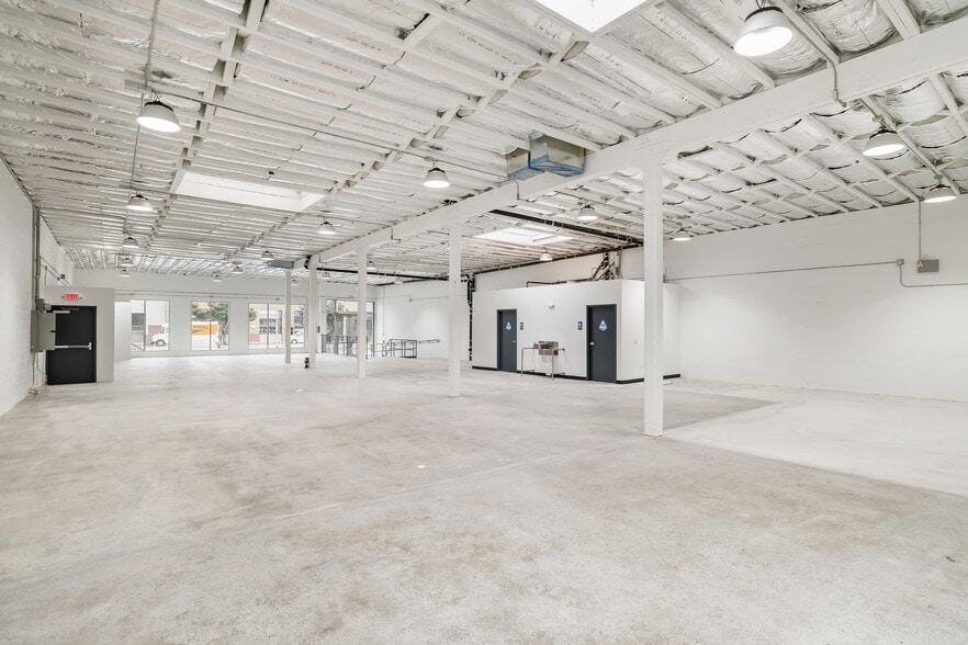 More Photos Of 450 Bay Shore St, San Francisco General Retail For Sale