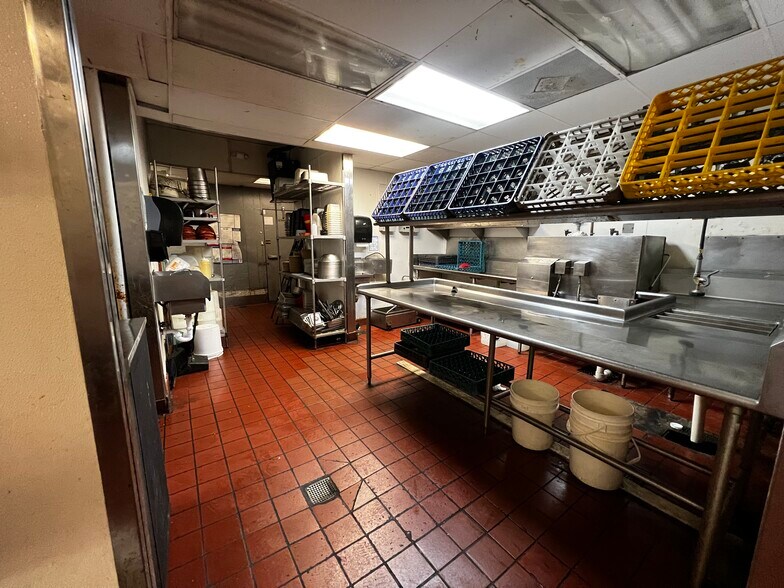 More Photos Of 2310 Sanders Rd, Conway Restaurant For Lease